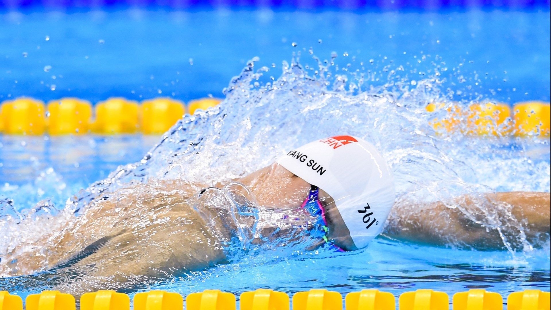 杨鸣：质疑声音不断 球员们斗志激昂，杨鸣专访